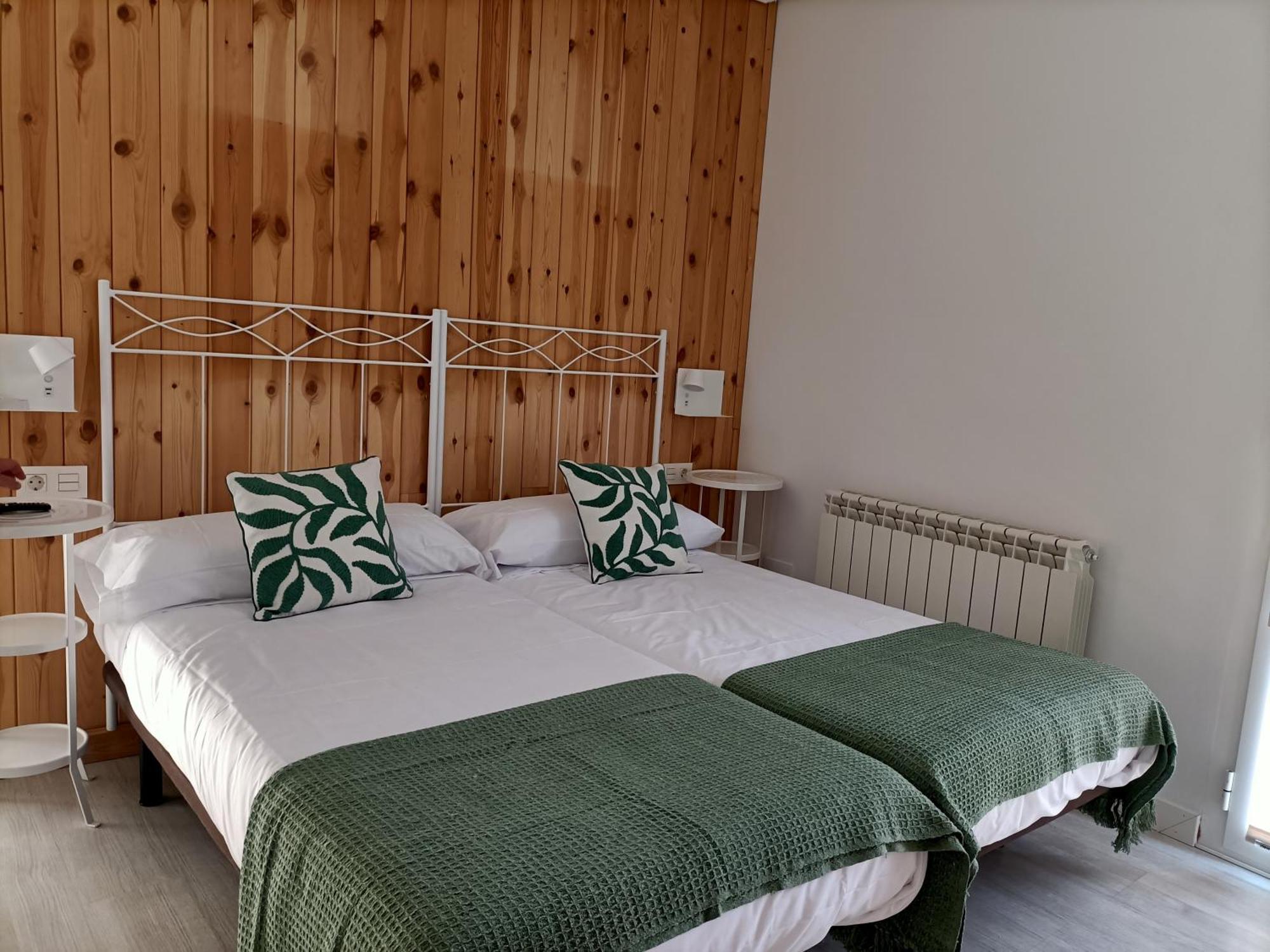 Pension Plaza Del Grano Леон Экстерьер фото